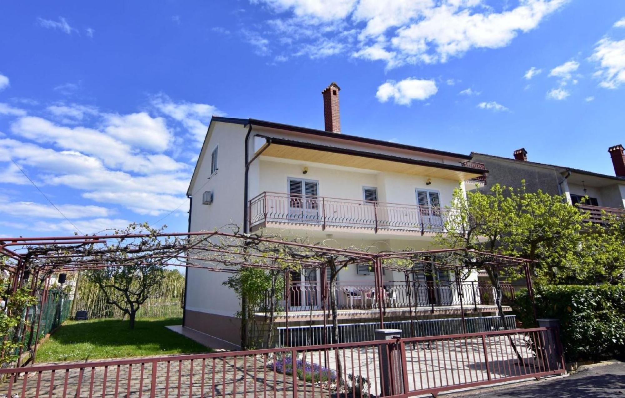 Einfache Und Geraeumige Umag